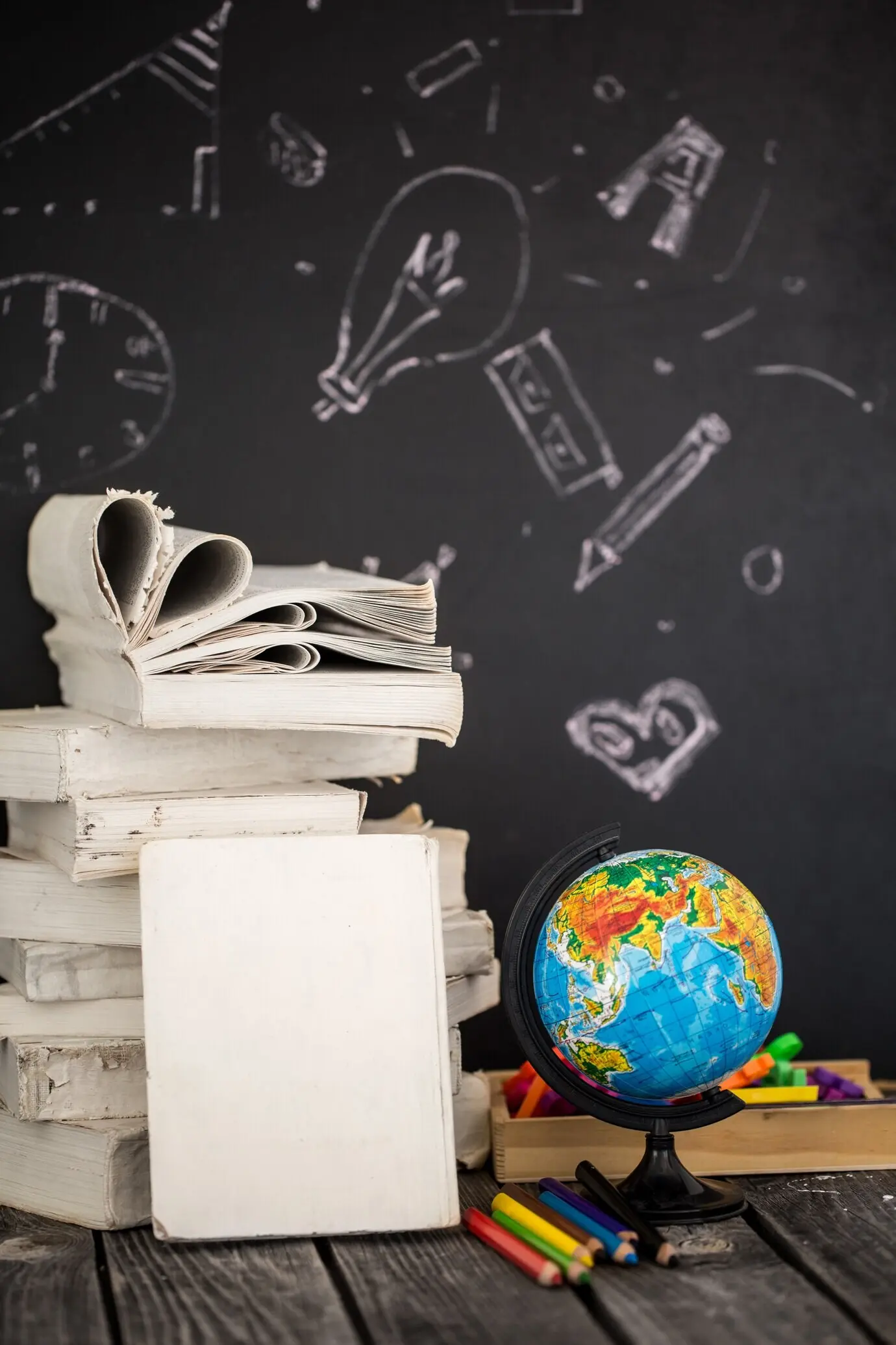 Bitte sende mir den ursprünglichen Beschreibungstext, den ich auf Deutsch umformulieren soll.